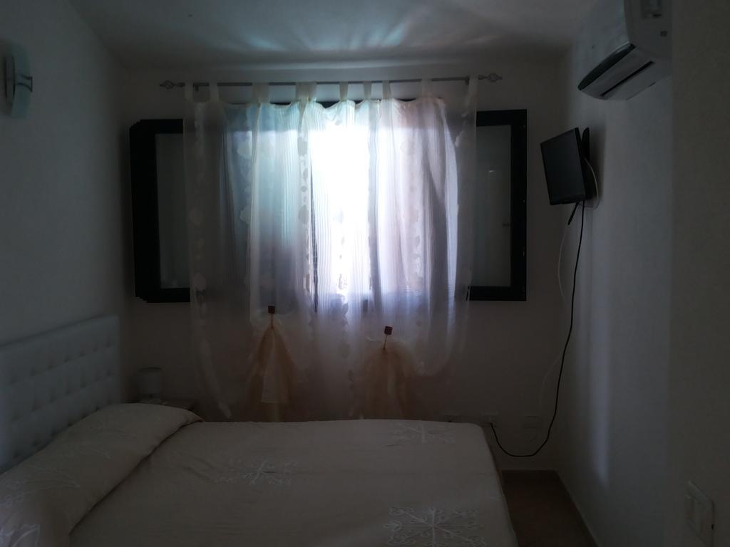 Appartamenti Isola Rossa Valledoria  Habitación foto