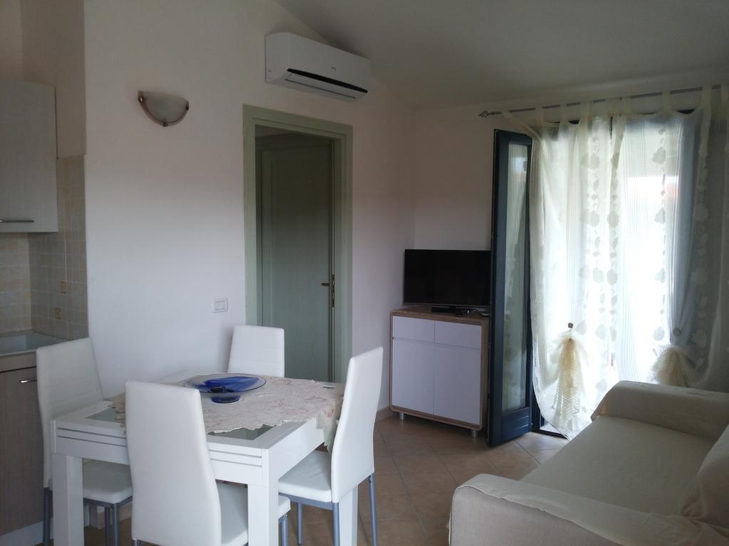 Appartamenti Isola Rossa Valledoria  Habitación foto